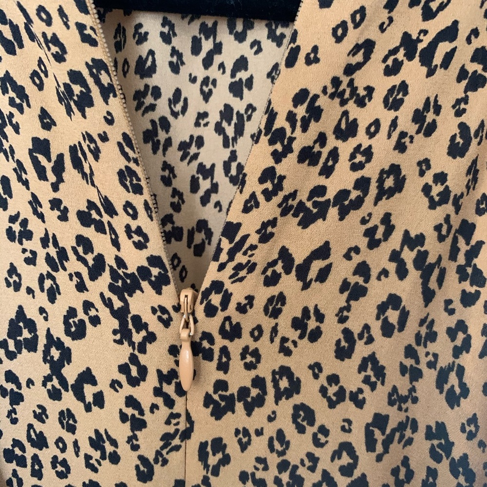 Leopard print halter midi dress - Picture 6 of 9